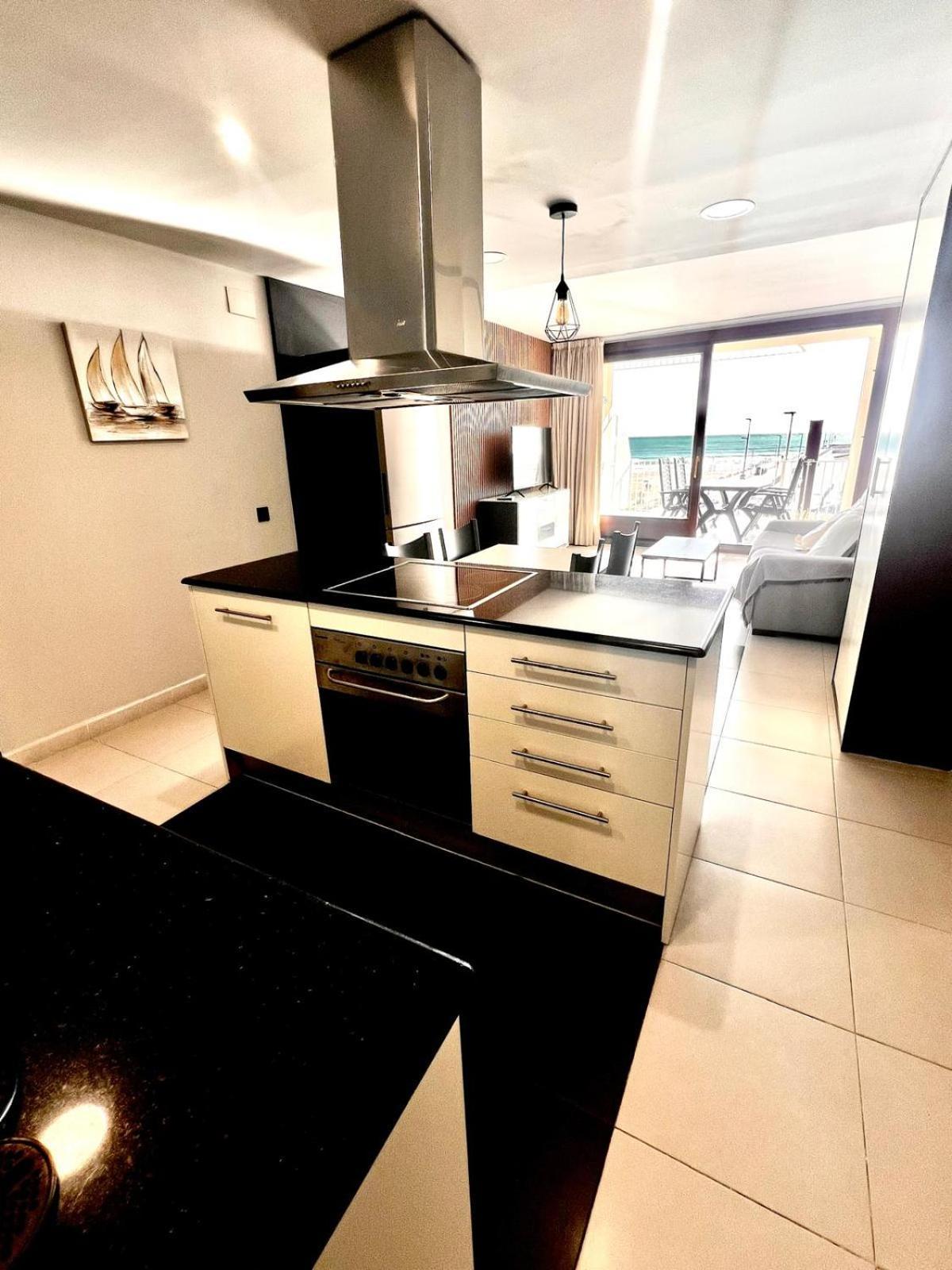 Apartaments Voramar Cambrils Exteriör bild