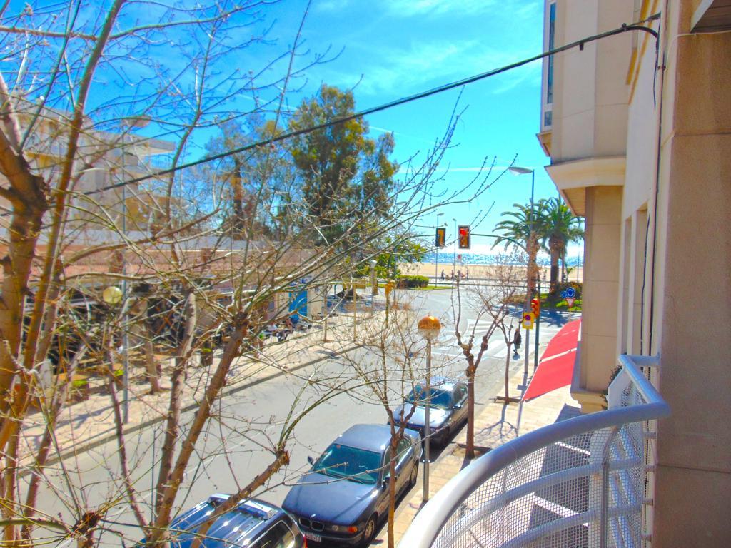 Apartaments Voramar Cambrils Exteriör bild