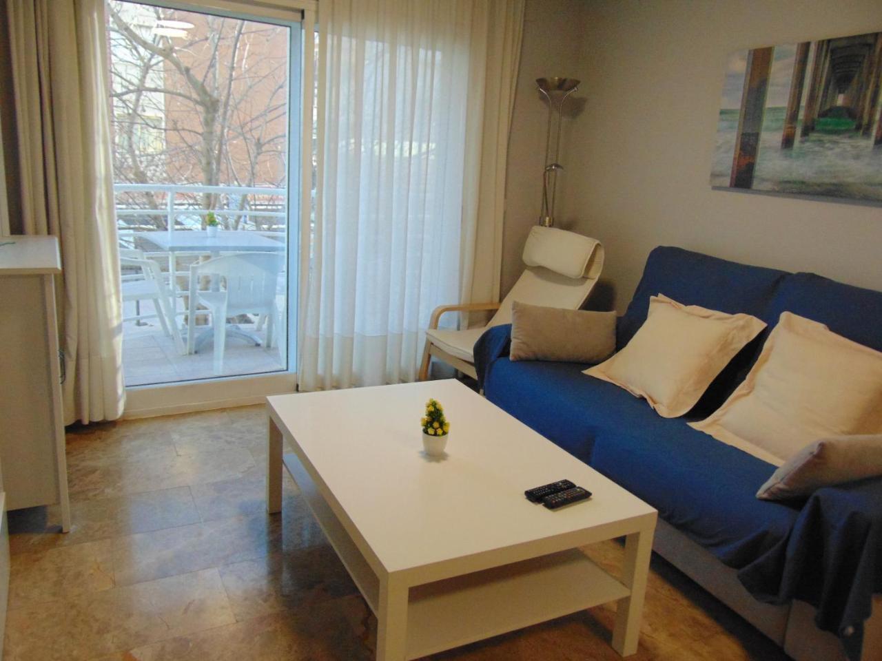 Apartaments Voramar Cambrils Exteriör bild