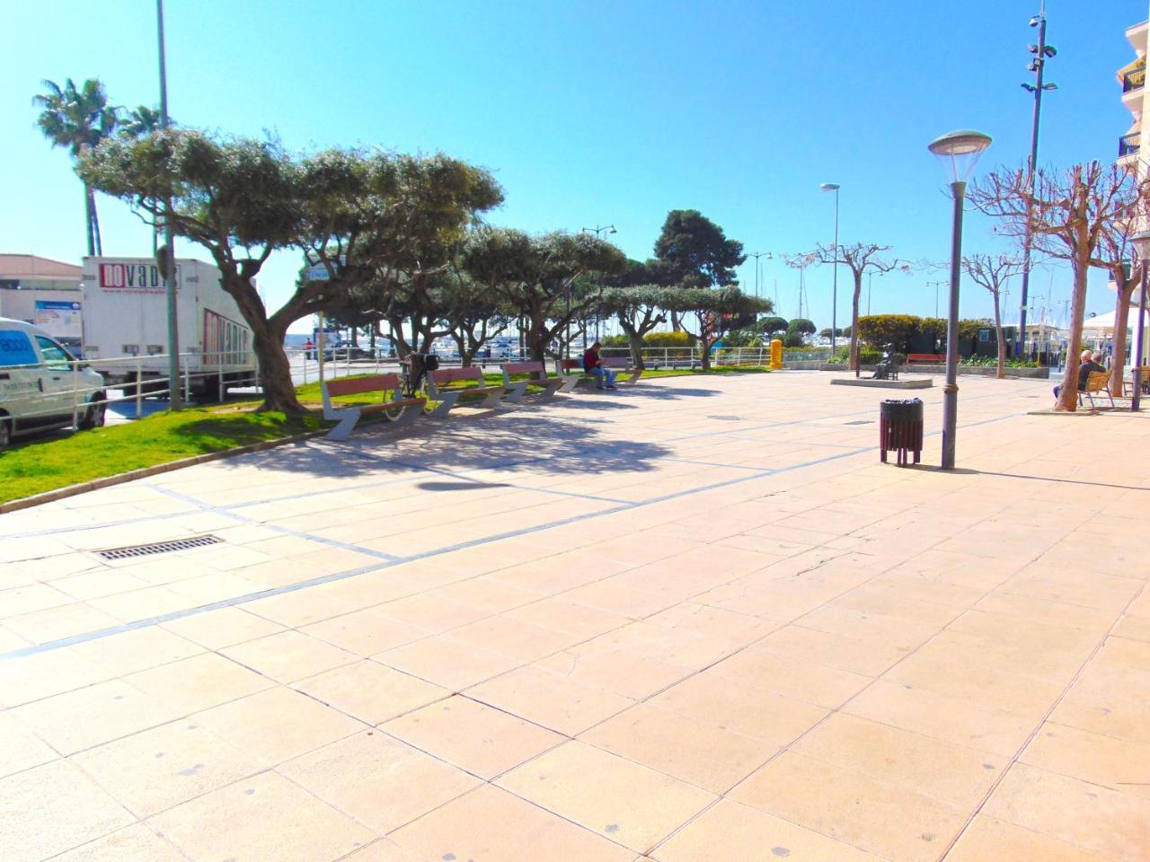 Apartaments Voramar Cambrils Exteriör bild